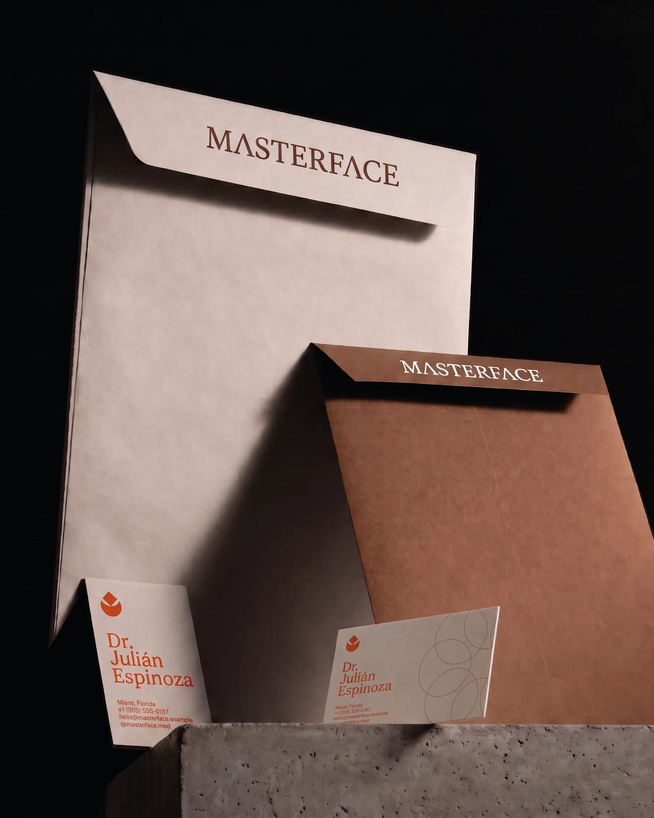 MasterFace — mockup de papelería